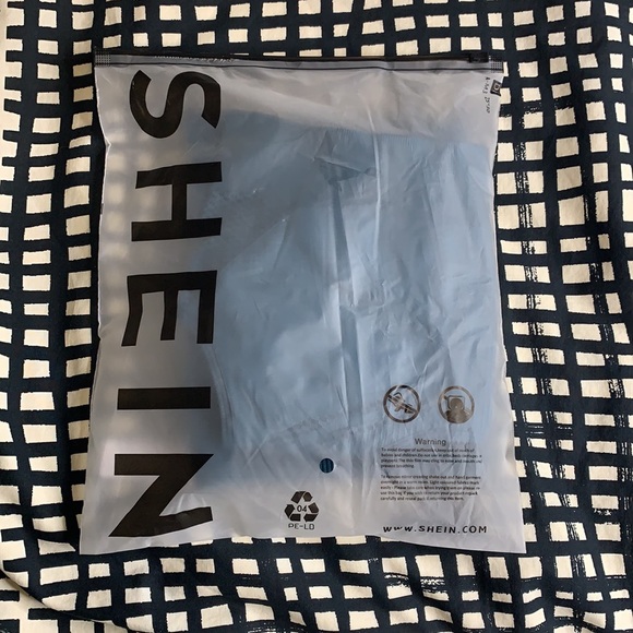 SHEIN sports bra and leggings set (brand new) - Picture 7 of 8